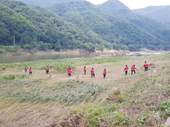 급류 휩쓸린 70대 나흘째 수색