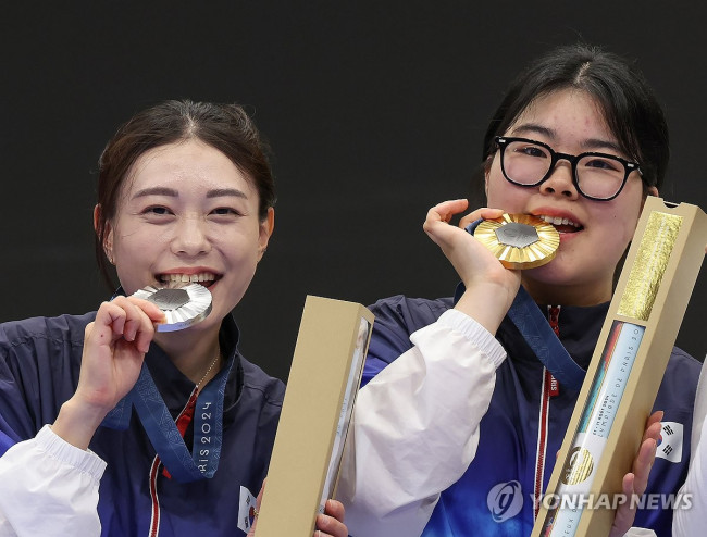 오예진-김예지 나란히 금,은 동반 수확