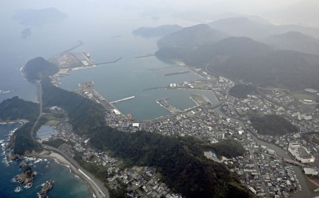 지진 발생한 일본 미야자키현 해안