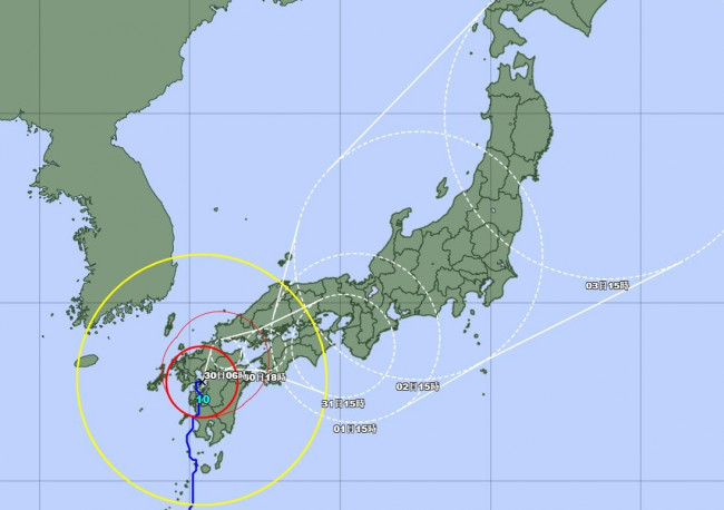 태풍 '산산'의 예상 이동 경로