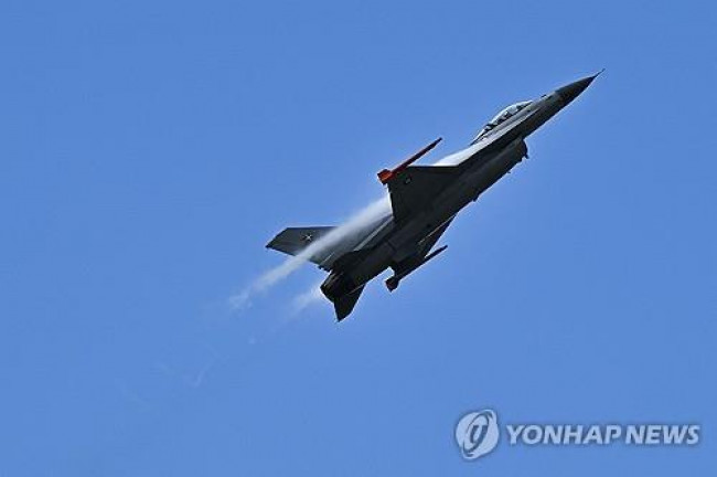 F-16 전투기