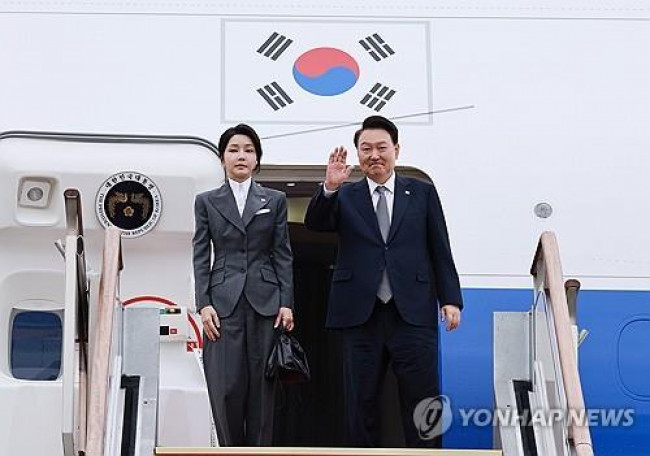 윤석열 대통령 부부, 필리핀-싱가포르 국빈 방문 및 아세안 회의 참석 출국