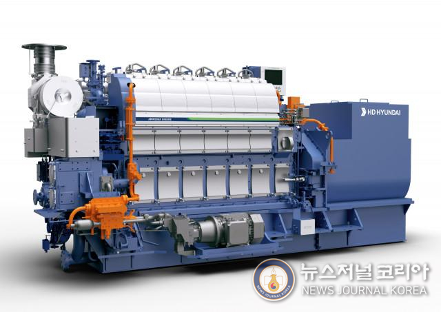 HD현대중공업이 개발 완료한 ‘힘센(HiMSEN) 암모니아 이중연료 엔진(모델명 H22CDF-LA)’ 모습