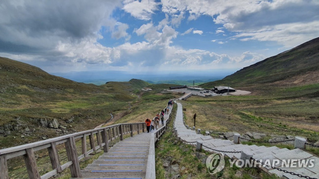 백두산 중국 측 등반로