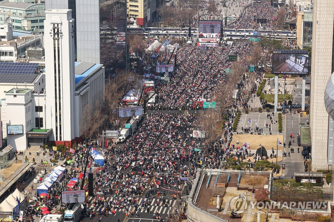 주말 도심 탄핵반대 집회