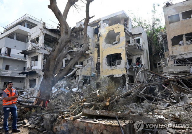 이란 미사일 맞은 이스라엘