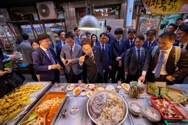 이재명 대통령, 울산 언양알프스시장 방문