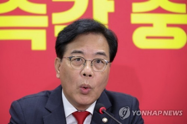 발언하는 송언석 비대위원장